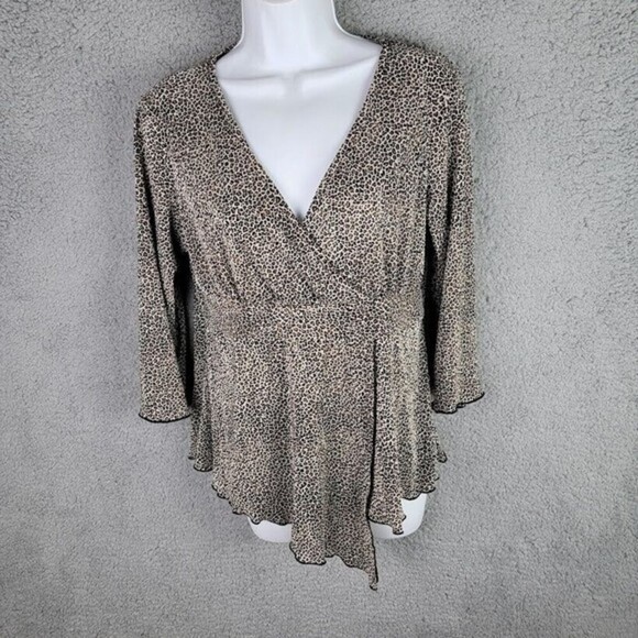 j.t.b. Women's Top Size Large Leopard Print Surplice V Neck Asymmetric Hem - Picture 1 of 14